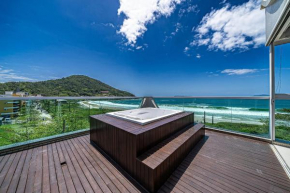 110 - Esplêndida cobertura duplex com vista panorâmica para a Praia de 4 ilhas